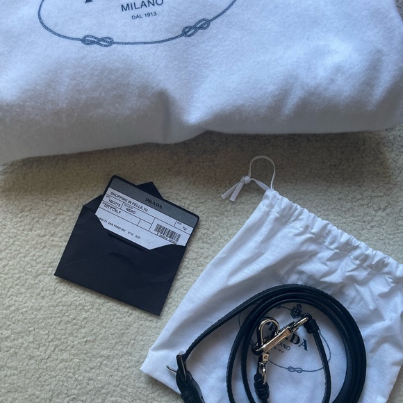 Prada NWOT City Calf Nero Bag - Picture 8 of 9